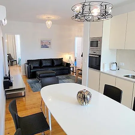 Panteao - Altstadt Apartman Lisboa